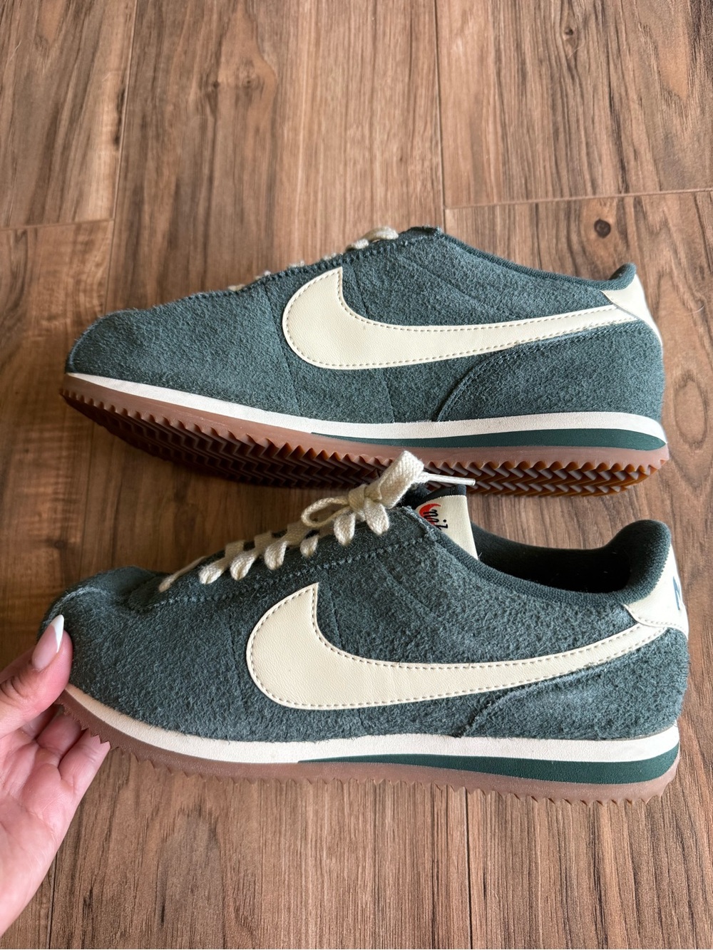 Vintage Nik Cortez Green - Picture 2 of 6